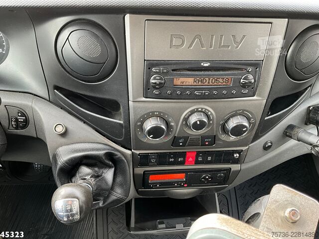 Schneeräumer Iveco Daily 70C17 Nido zoutstrooier