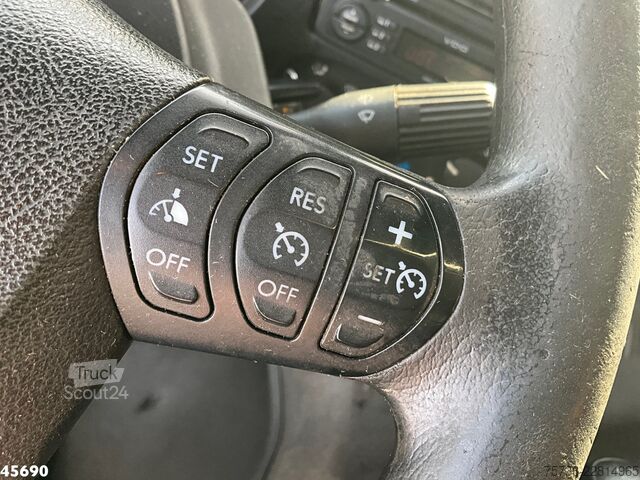 Darus billenőplatós teherautó DAF FA 55 LF 220 HMF 10 Tonmeter laadkraan Just 119...