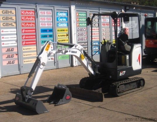 Мини-экскаватор BOBCAT E 17 *2x Löffel* *Verstellfahrwerk* vgl 16 19 20