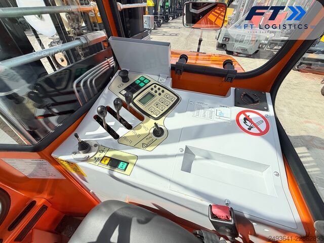 Carretilla retráctil de 4 vías Hubtex DQ45-D TRIPLEX 5500 FORK POSITIONER