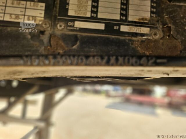 Flatbed FREUHAUF T39V04ZXX |FLATBED | FREUHAUF  AXLES.