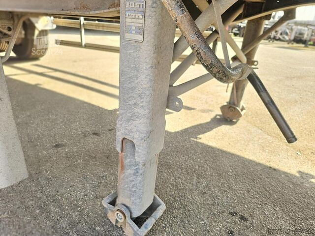 Flatbed FREUHAUF T39V04ZXX |FLATBED | FREUHAUF  AXLES.