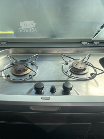 Camper Volkswagen California T6.1 Ocean 2023 | Cambio automatico | Tetto a soffietto