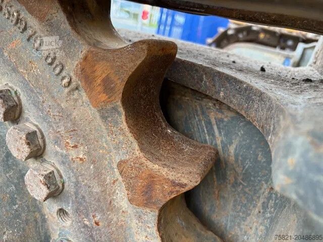 Pelle sur chenilles Liebherr R 926 WLC