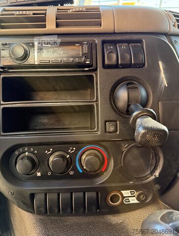 Tovornjak s fiksno nadgradnjo DAF CF 75.360