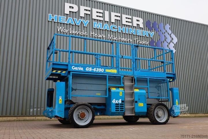 Makaslı kaldırma Genie GS4390 Diesel, 4x4 Drive, 15m Working Height, 680k