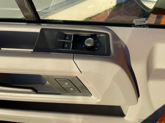 شاحنة صغيرة بيك أب MAN TGE 3.180 Pritsche DOKA LR 4x4 ACC LED SHZ Diff.