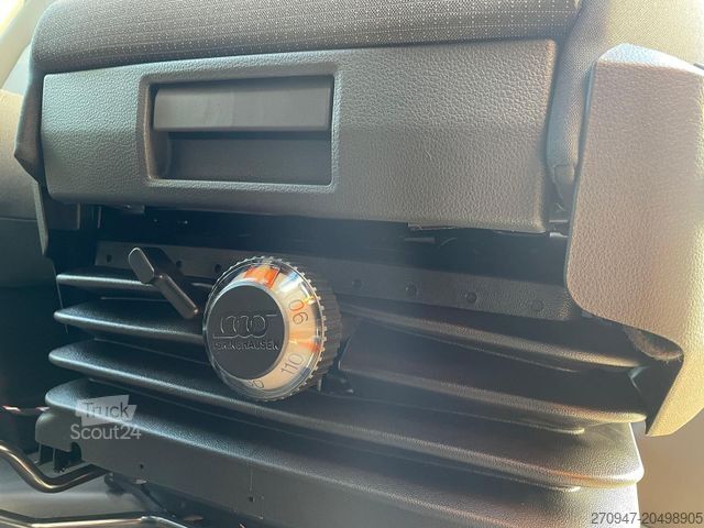 Pick-up van MAN TGE 3.160 Pritsche DOKA MR HECK AHK 3.5t ACC NAV