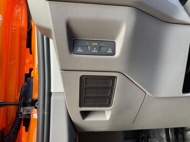 Fourgon pick-up MAN TGE 3.160 Pritsche DOKA MR HECK AHK 3.5t ACC NAV