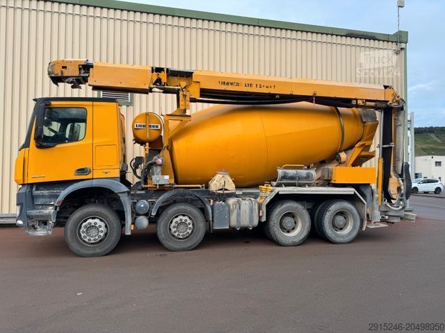 Concrete mixer truck MERCEDES-BENZ 3243 Arocs mit Förderband