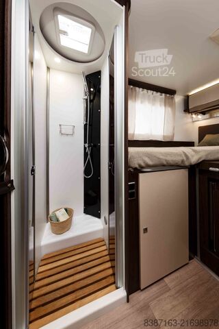 Kemperis/kemperis automobīlis Benimar Sport 363 Northautokapp