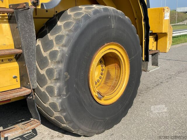 Krautuvas Caterpillar 972M XE