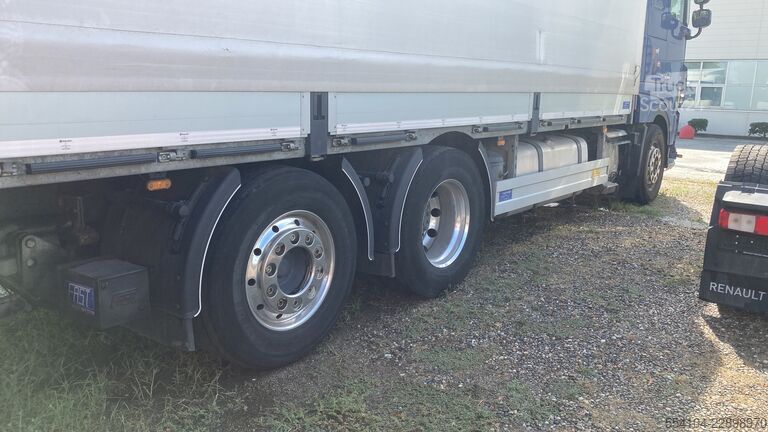 Standartinis vilkikas DAF XF 530