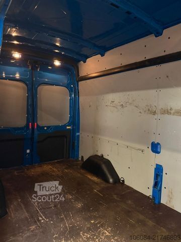 Vans ar augstu jumtu FORD Transit Kasten L3-H3 Klima Tempomat AHK 2,8T