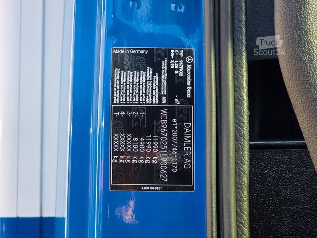 Skriňové nákladné vozidlo MERCEDES-BENZ Atego 1218 / Ladebordwand