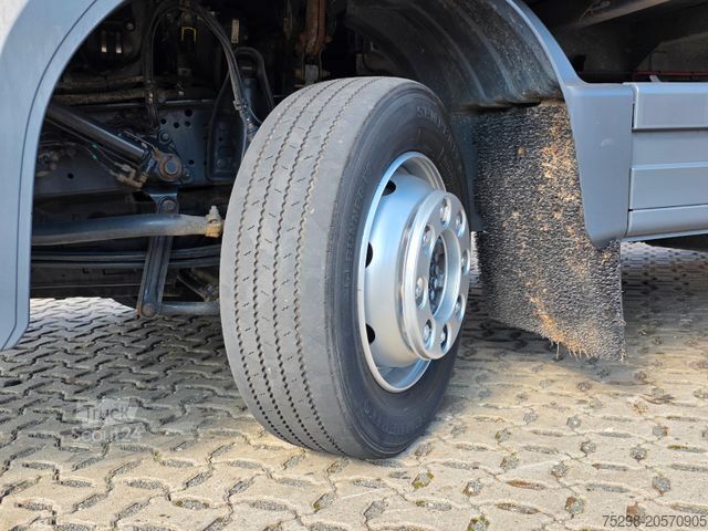 Flaklastbil med kapell MERCEDES-BENZ Atego 1221 / Ladebordwand / Rückfahrkamera