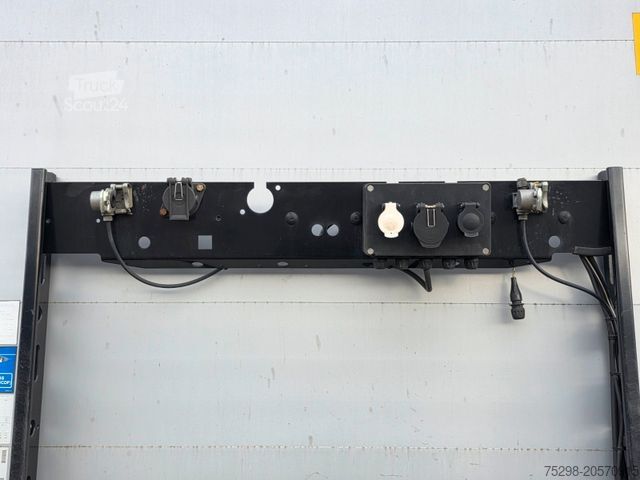 Semirremolque abierto con toldo KÖGEL S24-1 / Palettenkasten / EDSCHA / Liftachse