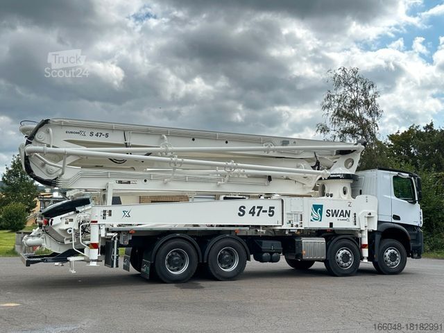 Camión bomba de hormigón MERCEDES-BENZ Arocs 5 4142 8x4 SWAN TSP 47-5 160RZ ( 47m )