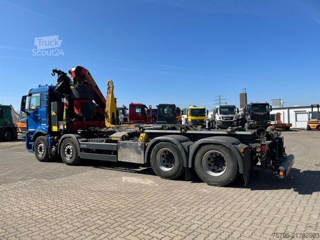 Roll-off-kippi kuorma-auto MAN TGS 35.430 8x4 Abrollkipper mit Kran Funk