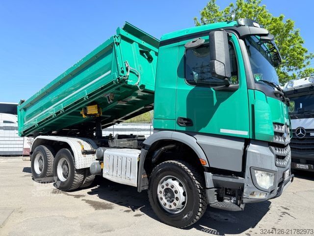 Camión volquete MERCEDES-BENZ Arocs 2645 K Meiller3-Seitenkipper/Bordmatik/6x4