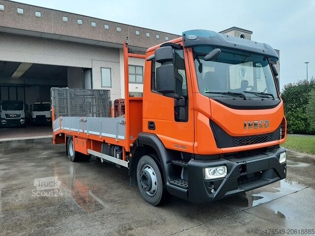 Plateforme de transport de véhicules Iveco ML 120-190