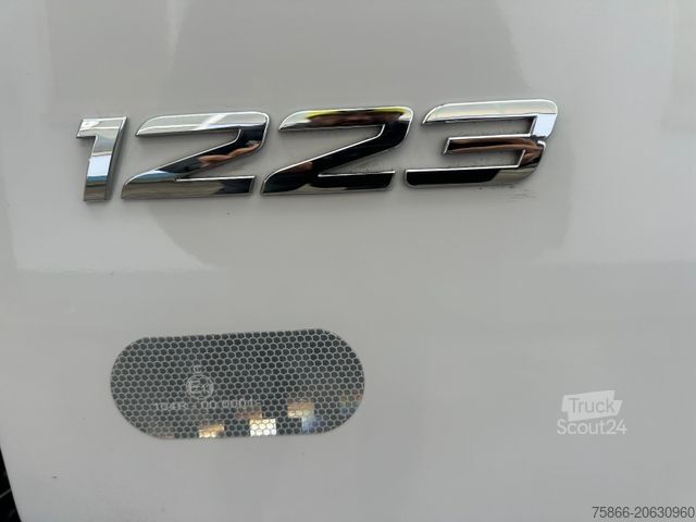 Camion ribaltabile trilaterale MERCEDES-BENZ 1223 K Atego3 Meiller 3Seiten 2xAHK 3Sitzer