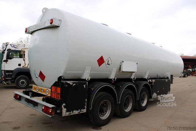 Semiremorcă cisternă SCHRADER Z-STA 24-44,3/4 -Diesel/Benzin PEILSTAB Nr.: 910