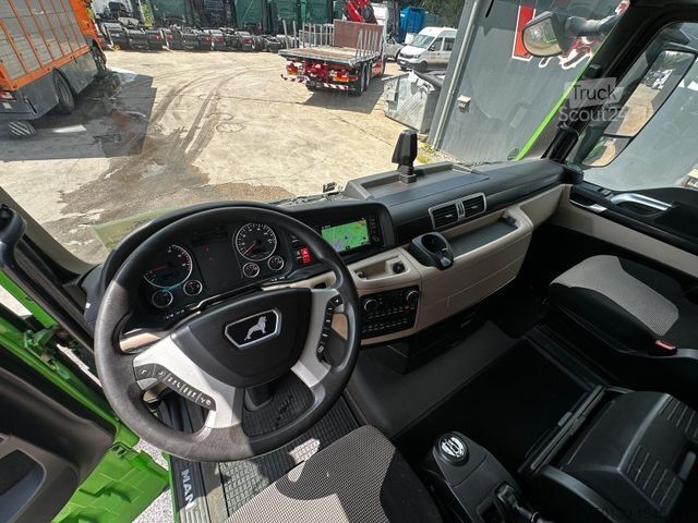 Veewagen MAN TGX 18.420 4x2 1.Stock Cuppers Viehtransporter