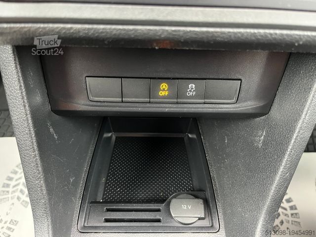 Panelová dodávka VOLKSWAGEN CADDY MAXI REGALS. TEMP. 4MOTION DACHTRÄ. KLIMA