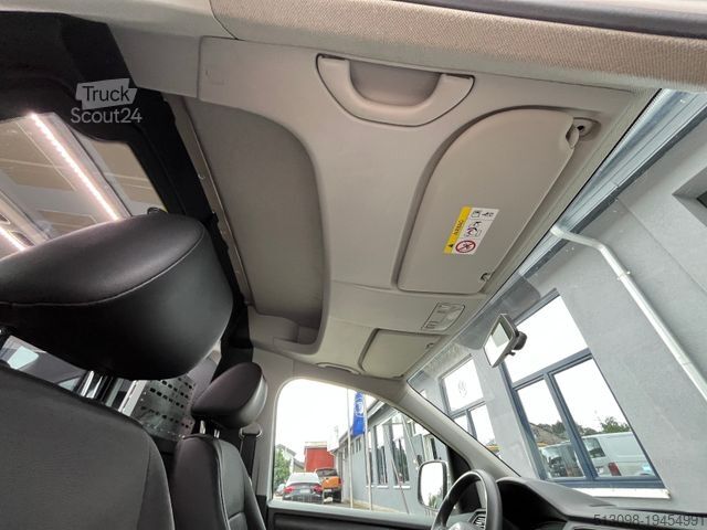 Panelová dodávka VOLKSWAGEN CADDY MAXI REGALS. TEMP. 4MOTION DACHTRÄ. KLIMA