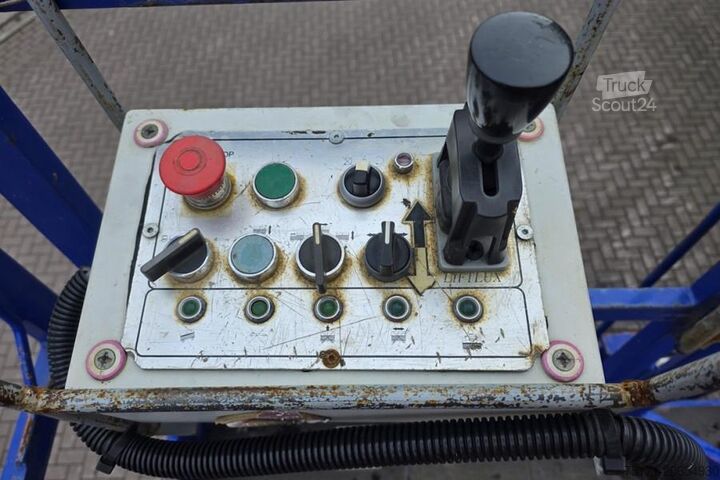 Ascensor cu foarfecă JLG 210-25 Diesel, 4x4 Drive, 23m Working Height, 1000