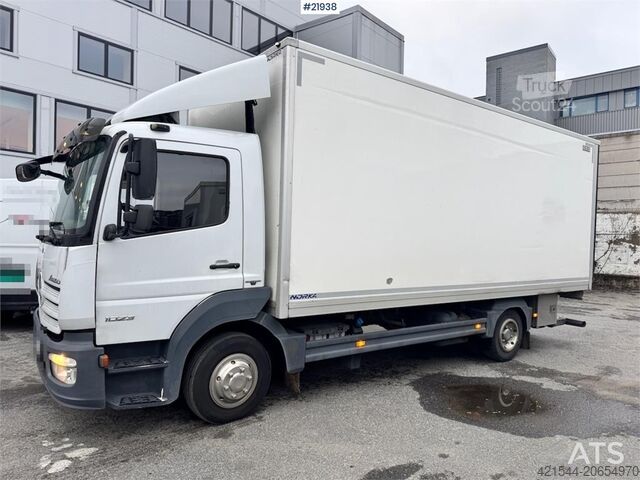 Чемодан Mercedes-Benz Atego 1023 box car