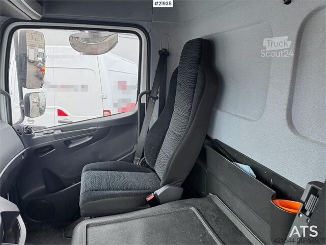 Mala Mercedes-Benz Atego 1023 box car