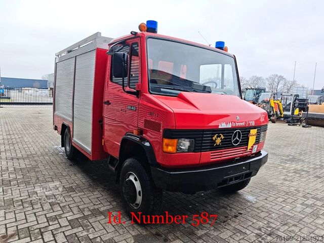 Brandbil Mercedes-Benz 814 DA 4x4 Manual Gerbox Service books!