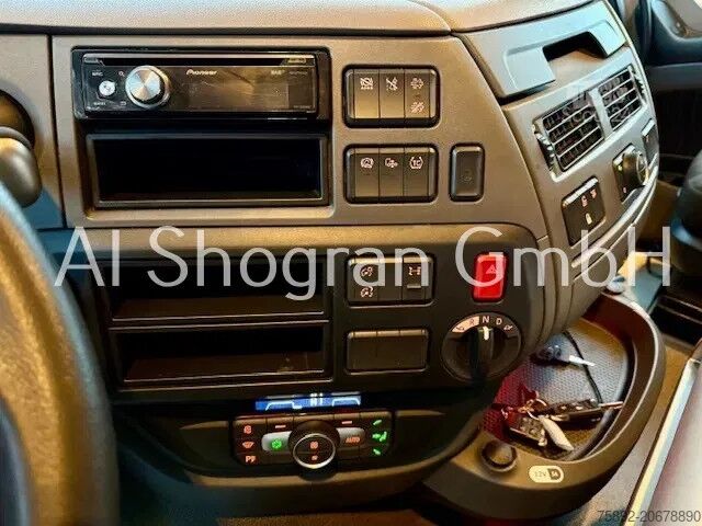 Standard-SZM DAF XF 480 Super Space / Standklima / Euro 6