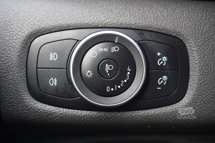 Фургон с ящиками Ford Transit Custom 2.0 TDCI 130PK L2 EURO 6 - Airco...