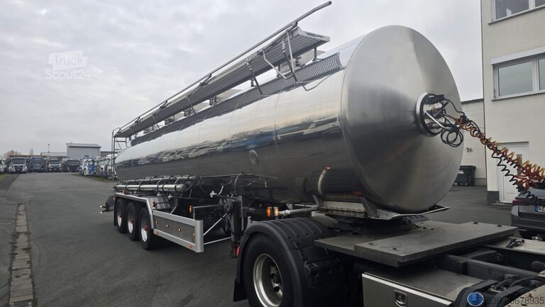 Tanktrailer  Magyar Edelstahltankauflieger 27500 - 5 Kammern