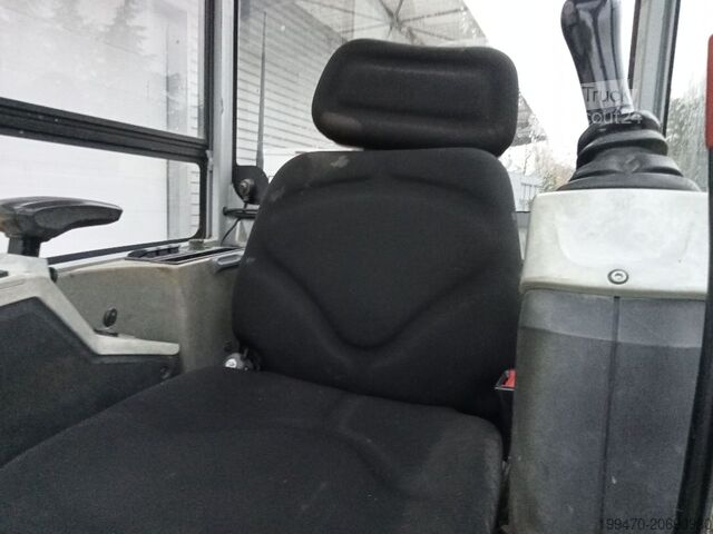 حفار صغير <7 طن Wacker Neuson EZ28