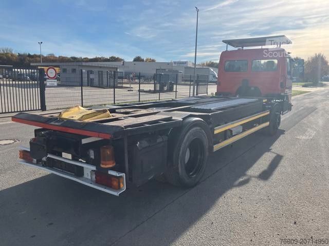 Samochód z wymienną zabudową  WBH 25