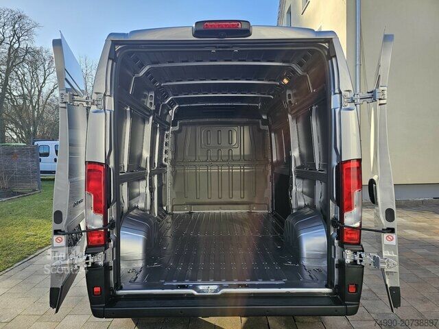 Ван с висока покривка Fiat Ducato 35 Automatik L2H2 180 Voll-LED V-Cockpit