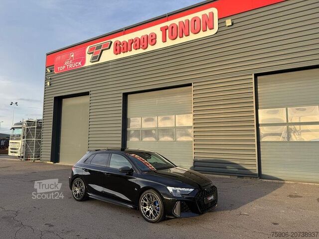 Weitere Nutzfahrzeuge Audi RS3