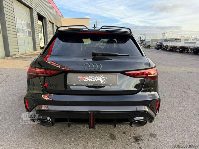 Weitere Nutzfahrzeuge Audi RS3