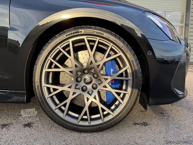 Weitere Nutzfahrzeuge Audi RS3