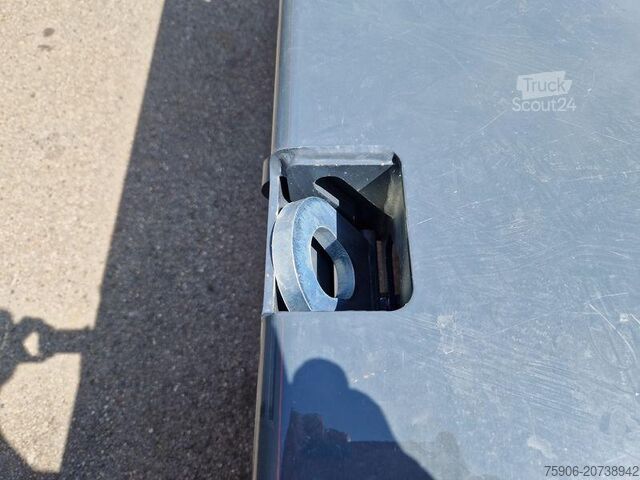 Przyczepa do przewozu samochodów Gourdon PEB 310