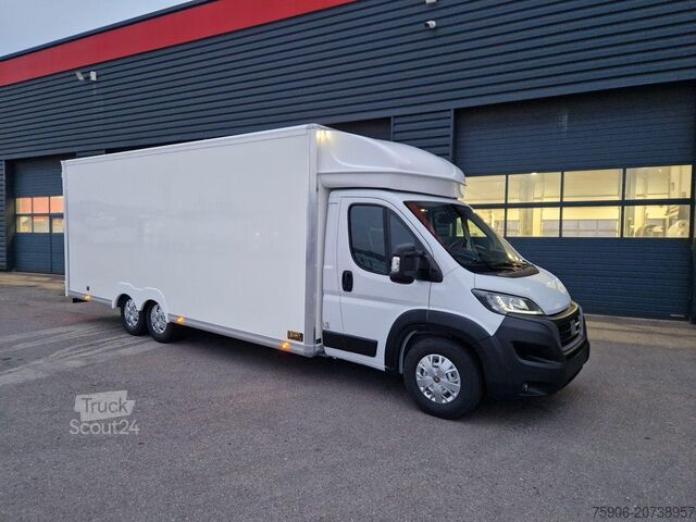 Høy og lang skapvogn Fiat Ducato