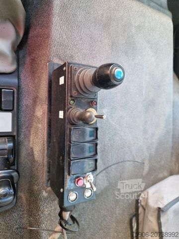 Kippwagen Renault Premium Lander