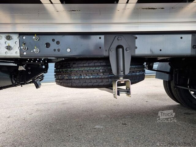 Furgonetas personalizadas / soluciones a medida Iveco DAILY 35-180 PLATEAU 4.40m