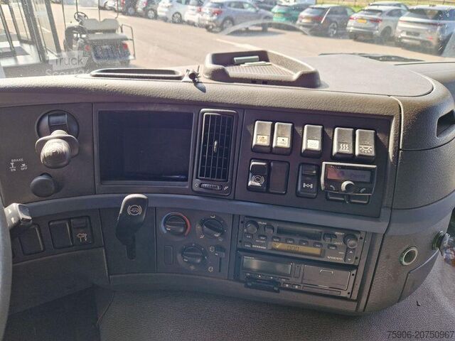 Car transporter trucks Volvo FM