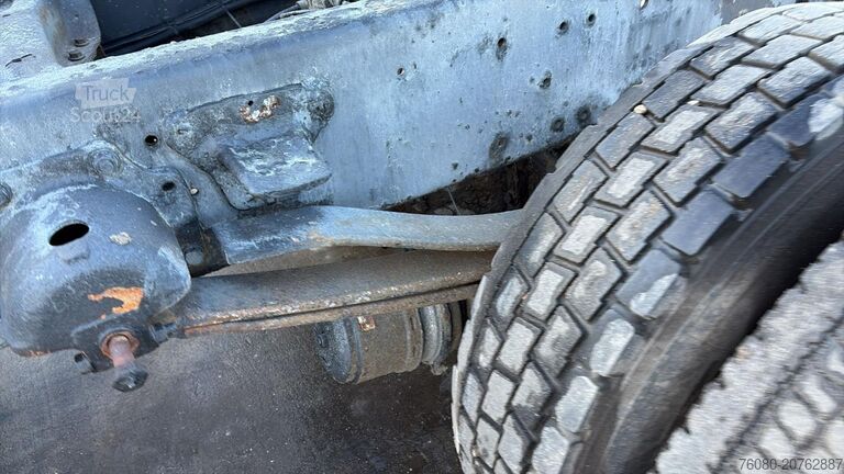 Chassis com cabina Renault Premium 320 (FULL STEEL / LAMES / BOITE MANUELL...