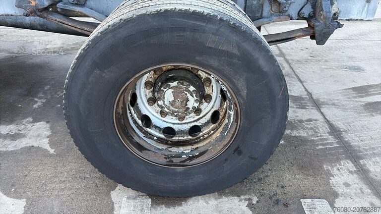 Chassis com cabina Renault Premium 320 (FULL STEEL / LAMES / BOITE MANUELL...